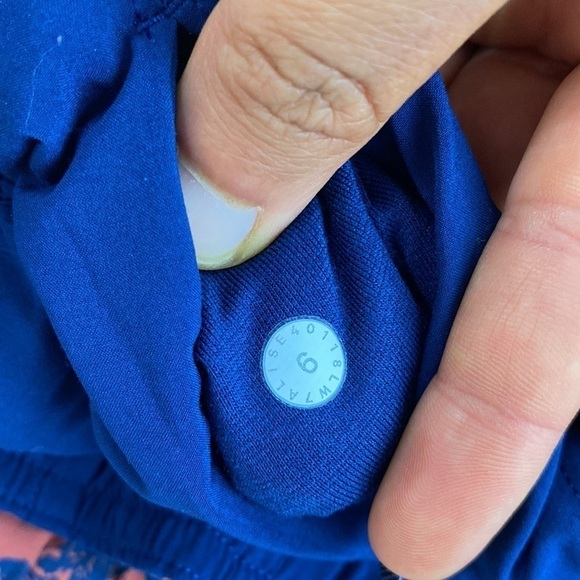 Lululemon Choose A Side Short *3" Onyx Blue / Efflorescent Dark Canyon Onyx Blue - Picture 5 of 5